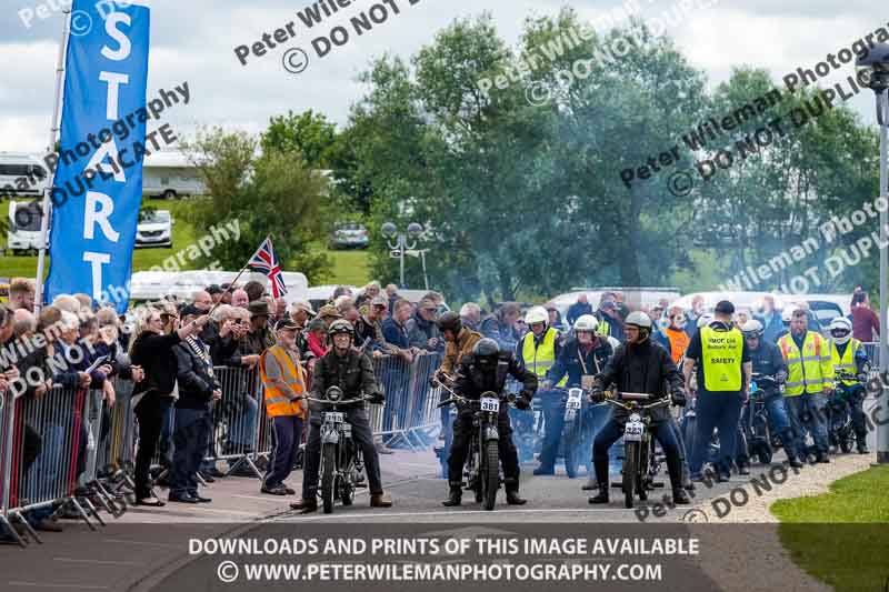 Vintage motorcycle club;eventdigitalimages;no limits trackdays;peter wileman photography;vintage motocycles;vmcc banbury run photographs